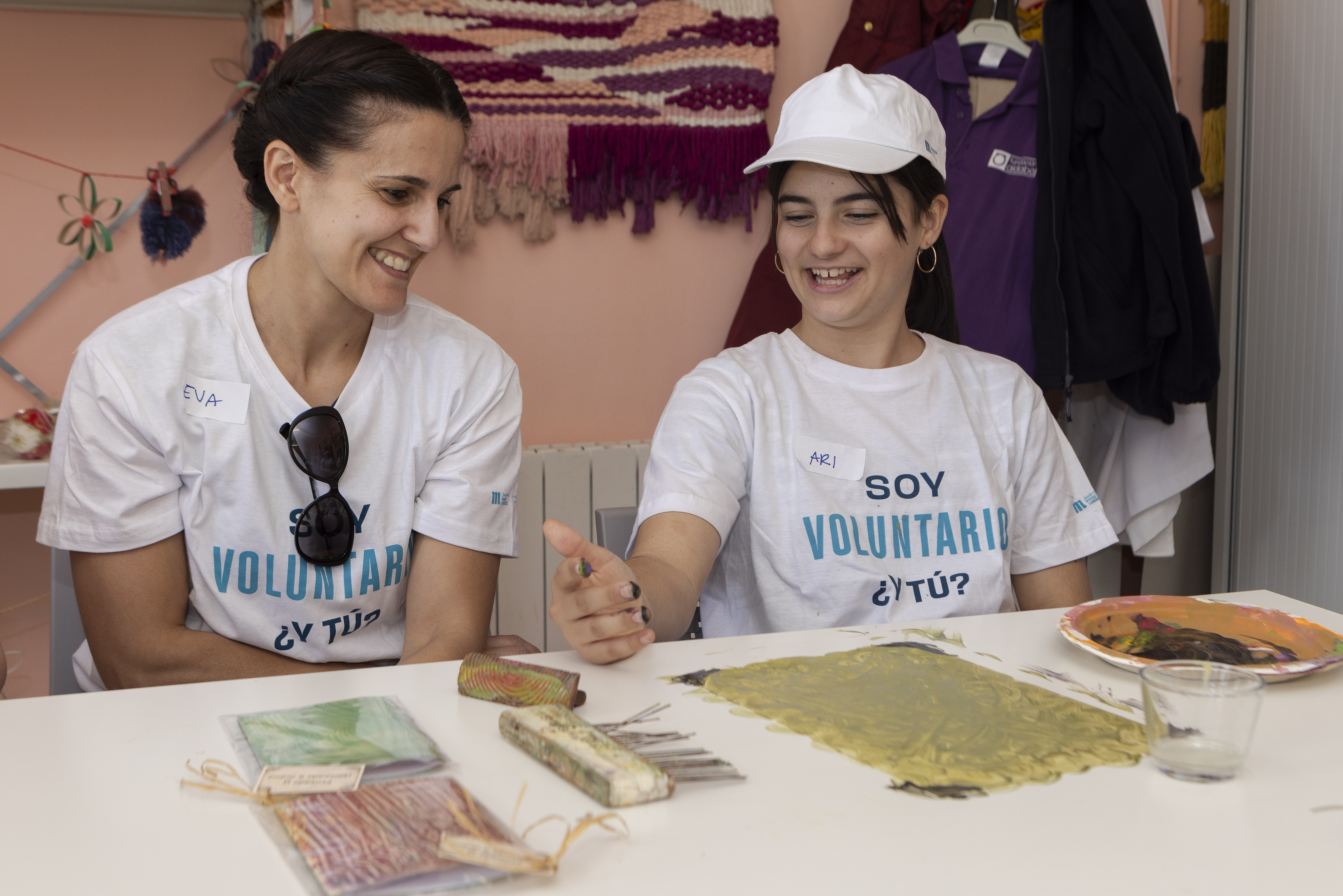 FUNDACIón Mahou san miguel busca las mejores iniciativas de acompañamiento para su nuevo programa de voluntariado: En Buena Compañía