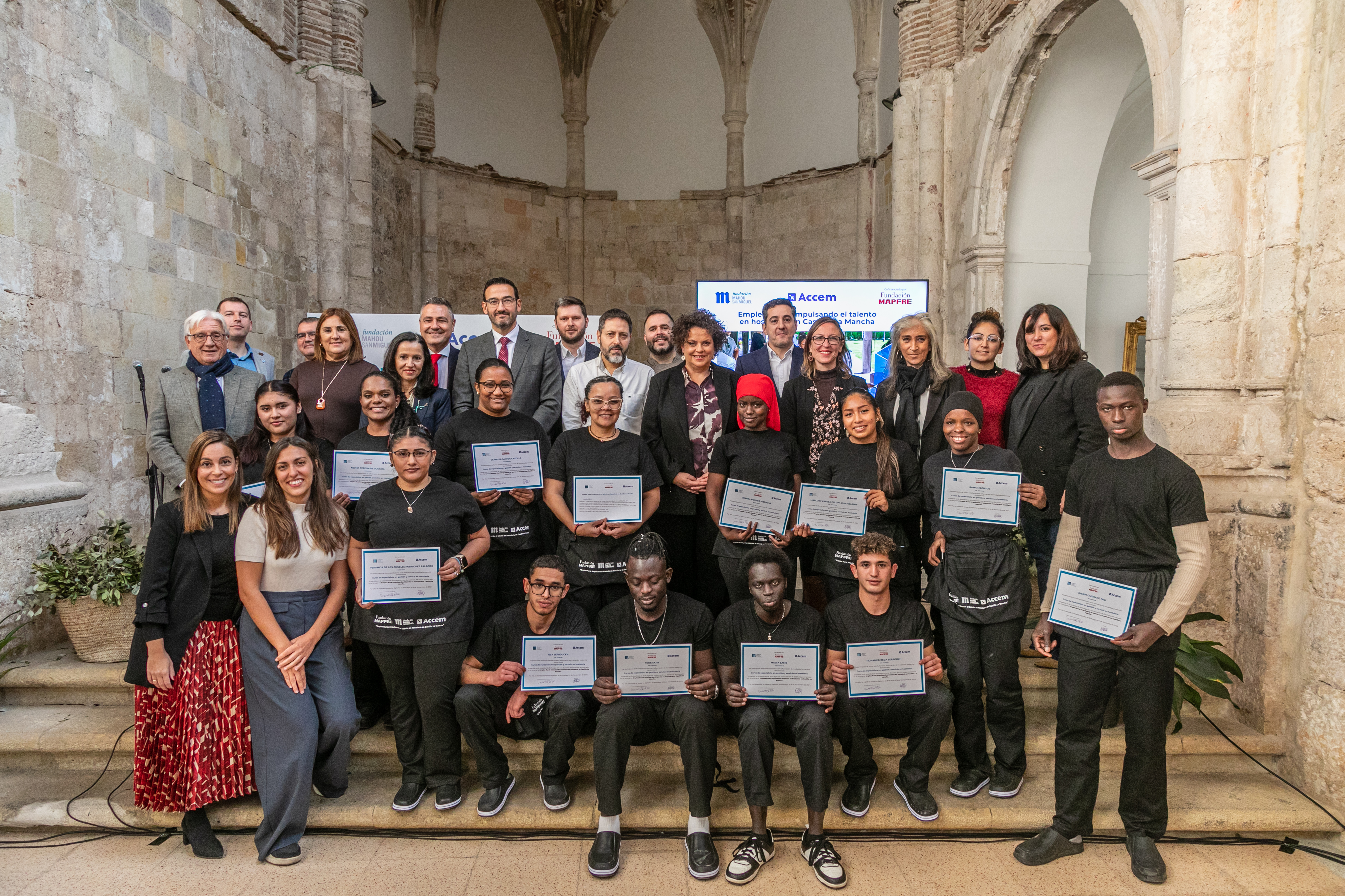 Fundación Mahou San Miguel celebra la entrega de diplomas de sus cursos de Gestión y Servicio en Hostelería en Brihuega