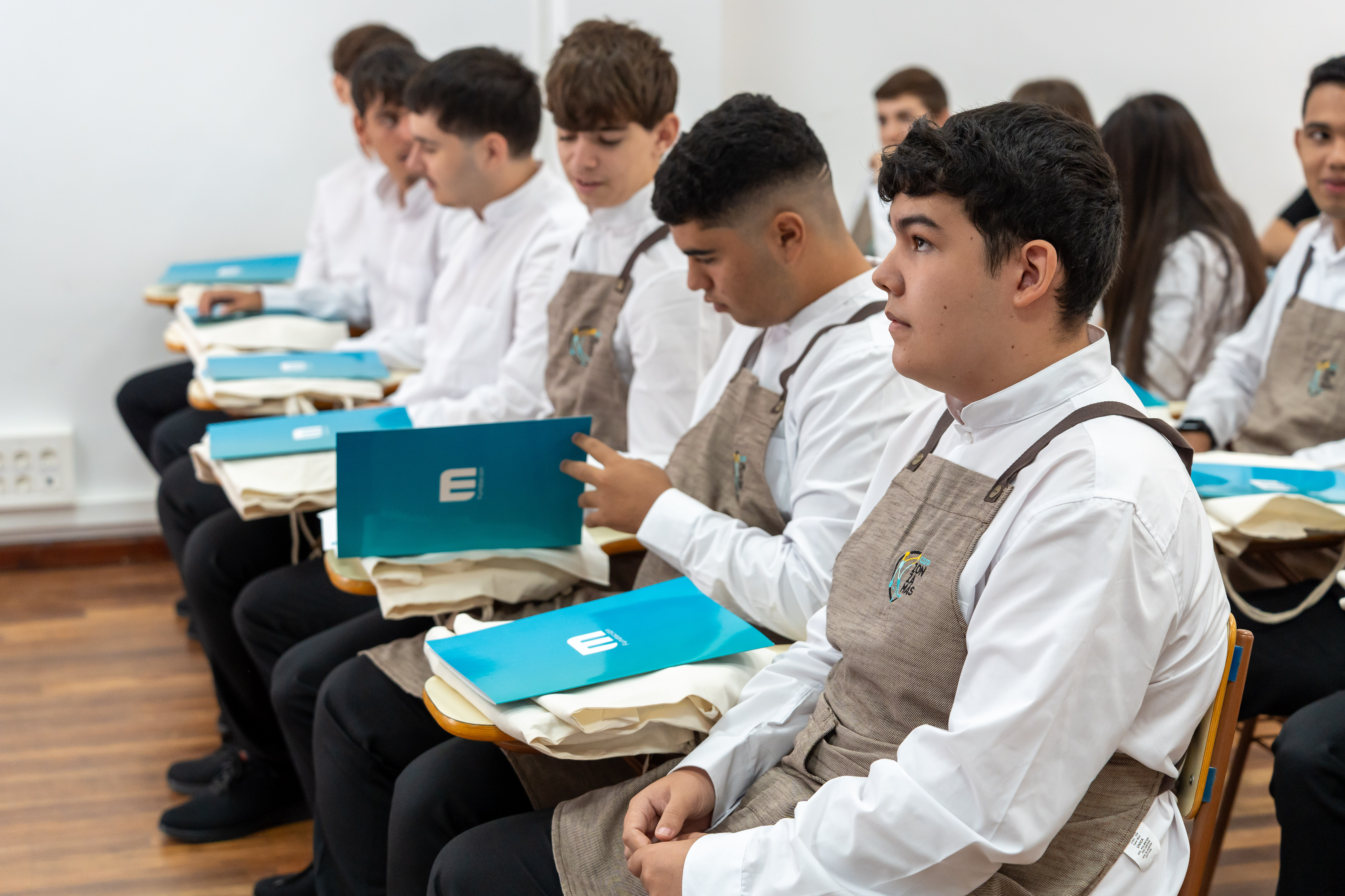 Arranca un nuevo curso de Servicios de Restauración en el CIFP Zonzamas con el impulso de las Fundaciones Mahou San Miguel y Martínez Abolafio